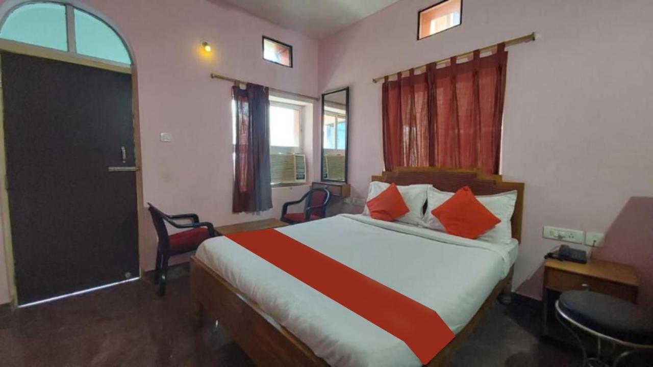 Hotel Planet9 Puri Official Exterior foto