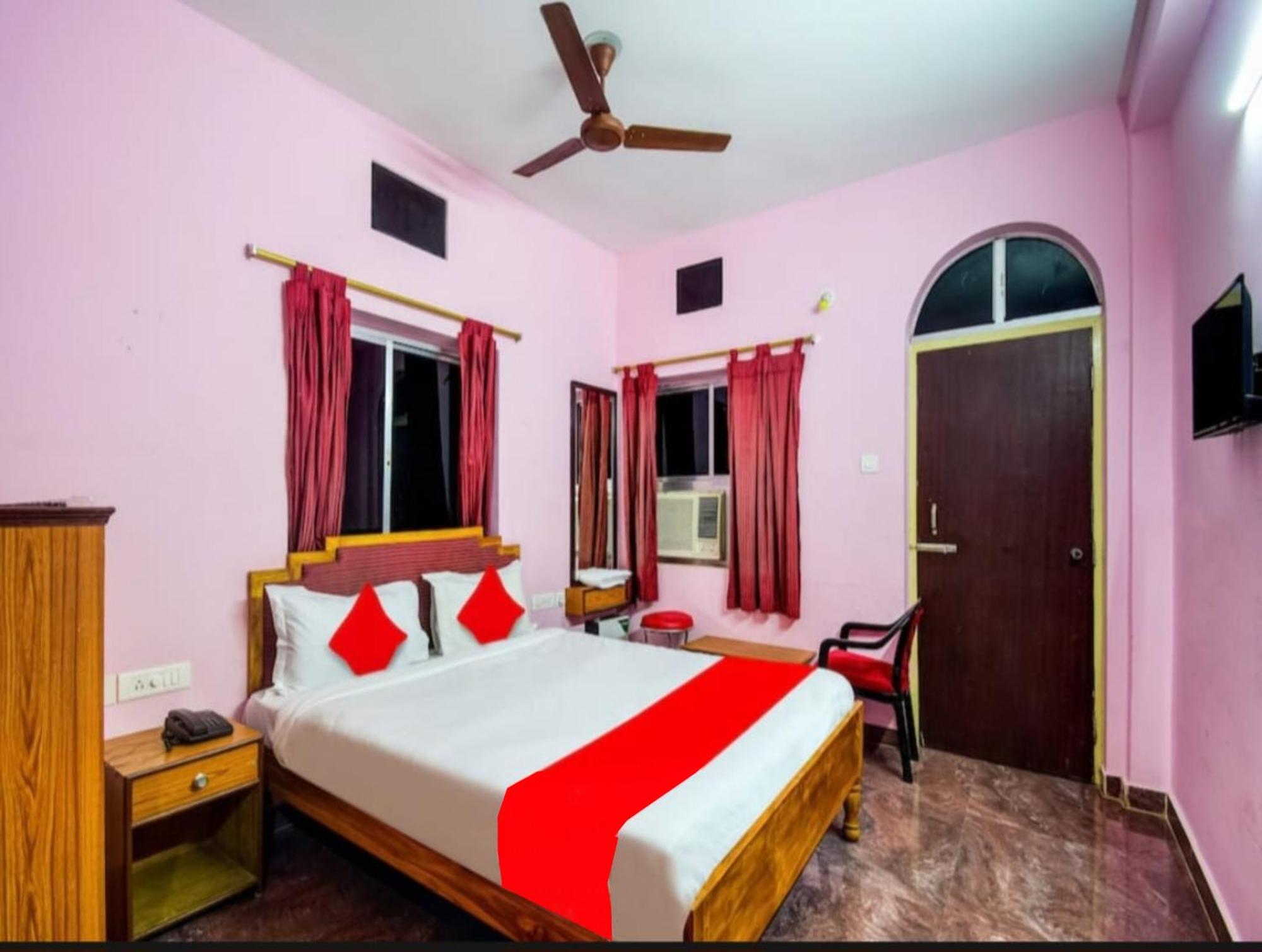 Hotel Planet9 Puri Official Exterior foto