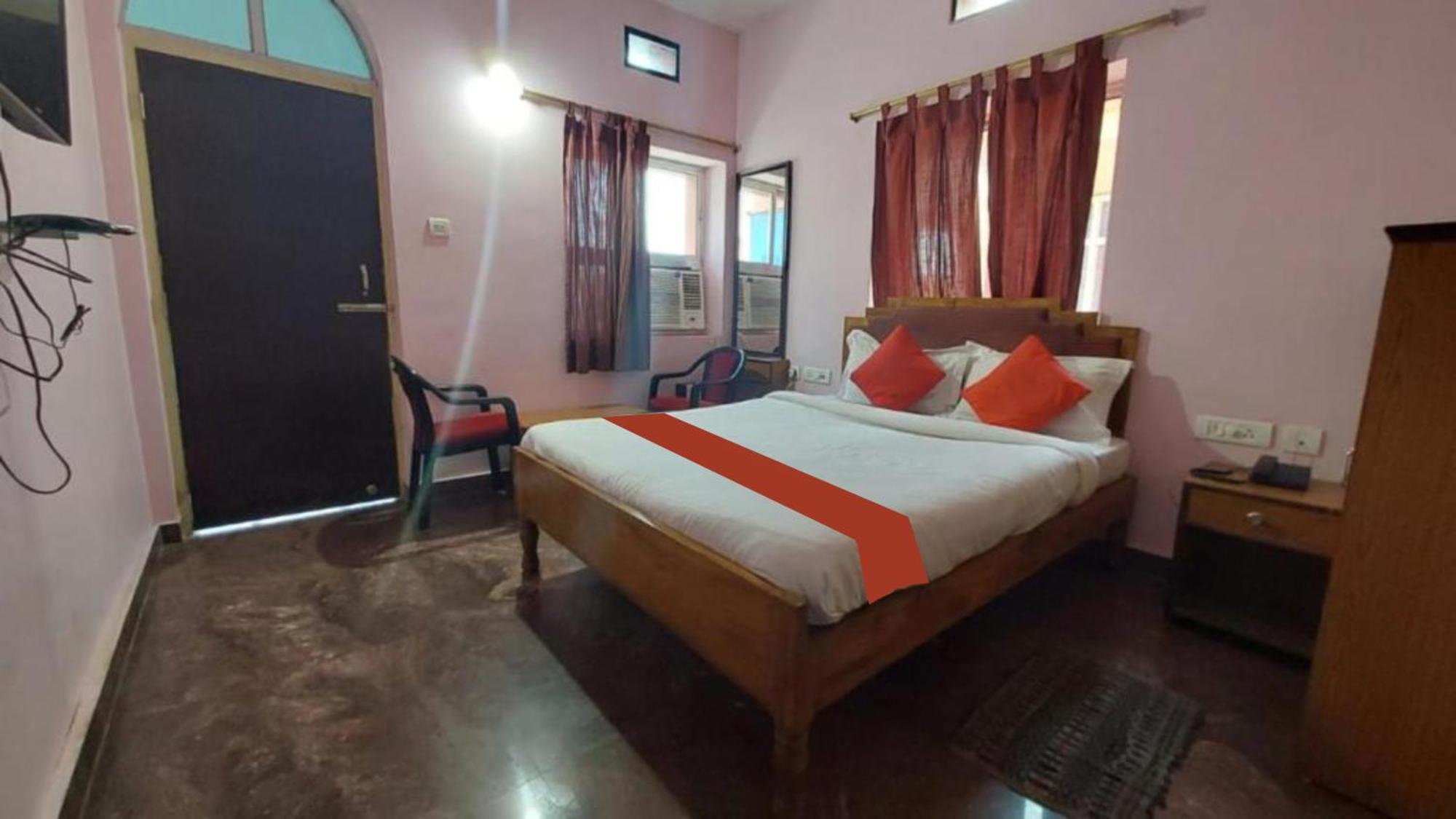 Hotel Planet9 Puri Official Exterior foto